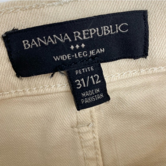 Banana Republic Stone ECRU Wide Leg jeans size 12p - Picture 3 of 10